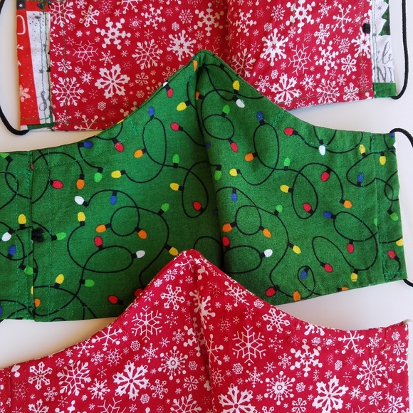 Hand Crafted Face Masks Lot of 3 Christmas/Winter Red/Green Face Masks - Picture 2 of 8